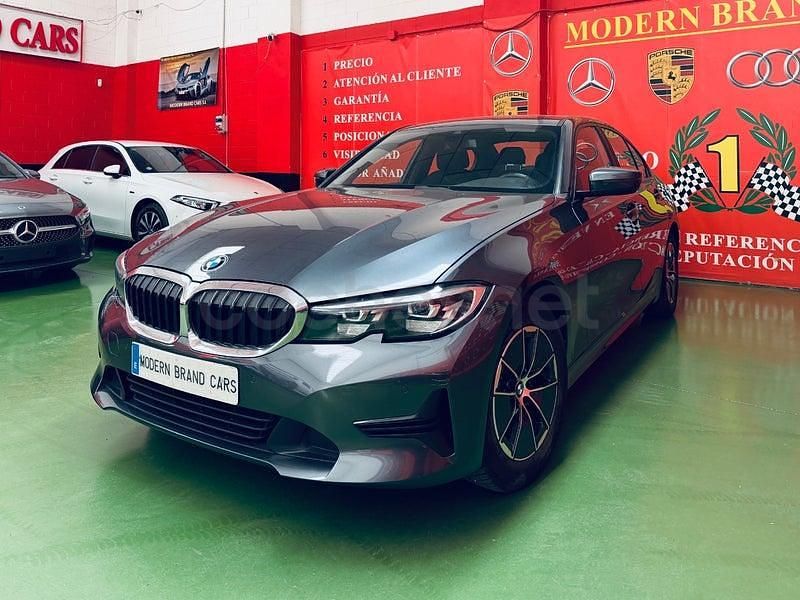 Usado BMW 320 Comfort Edition 190 CV (139 kW) 2022 Gris / plata Berlina