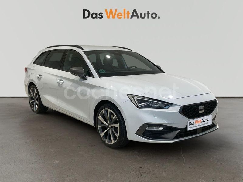 Blanco Usado 2021 Seat Leon FR Familiar | 21.000 € (Precio justo) - Imagen 1/4