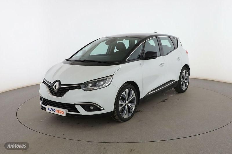 Usado Renault Scénic IV Zen 120 CV (88 kW) 2019 Blanco Monovolumen