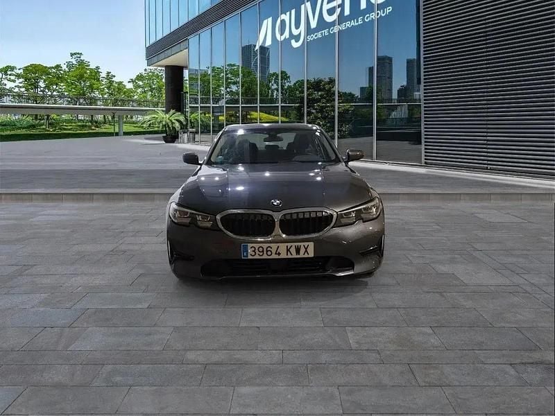 Usado BMW 320 Executive 190 HP (139 kW) 2019 Cinzento Sedan