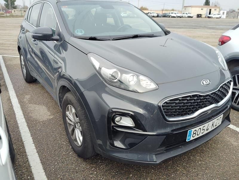 Usado Kia Sportage 115 CV (84 kW) 2019 Gris SUV