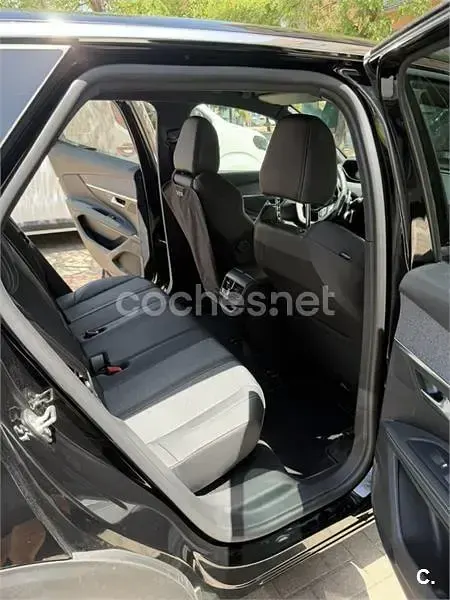 Usado Peugeot 3008 Allure 130 CV (95 kW) 2023 Negro SUV