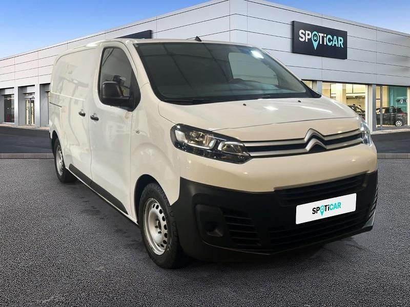 Käytetty Citroën Jumpy 102 HP (75 kW) 2021 Valkoinen Tila-auto