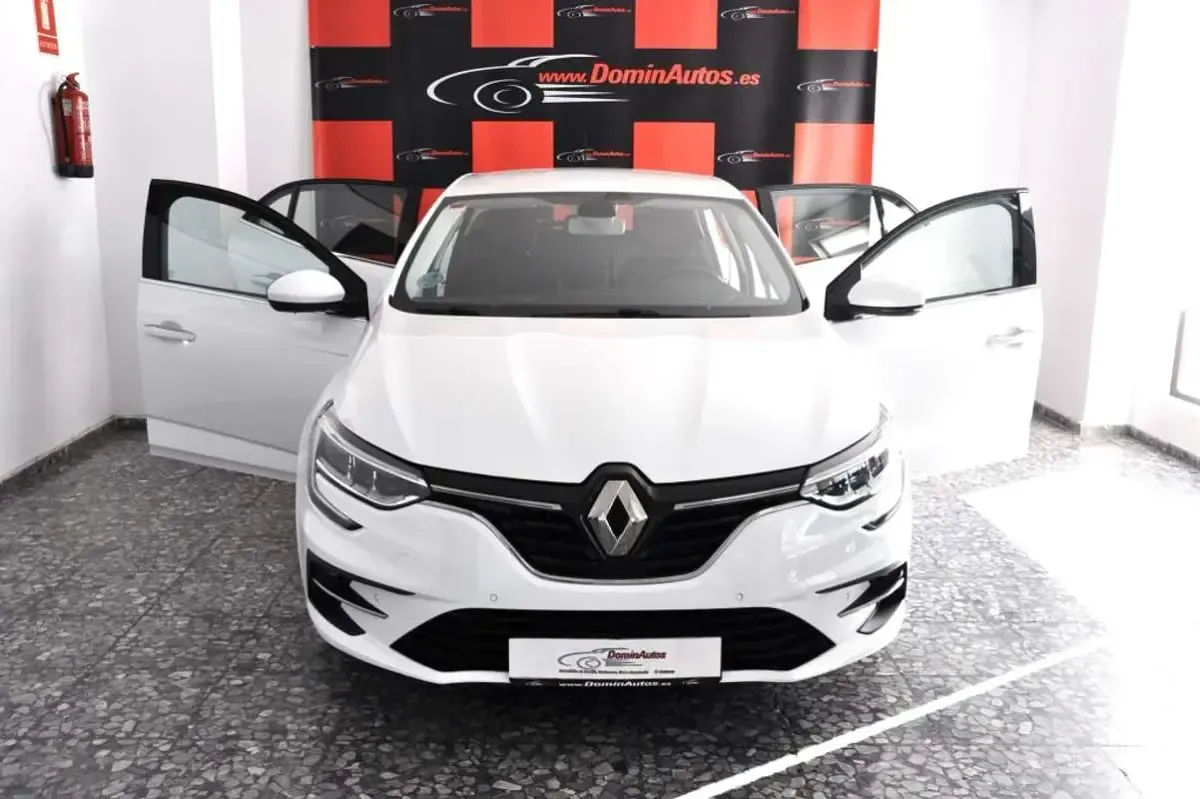 Usado Renault Mégane Intens 116 CV (85 kW) 2021 Blanco Utilitario