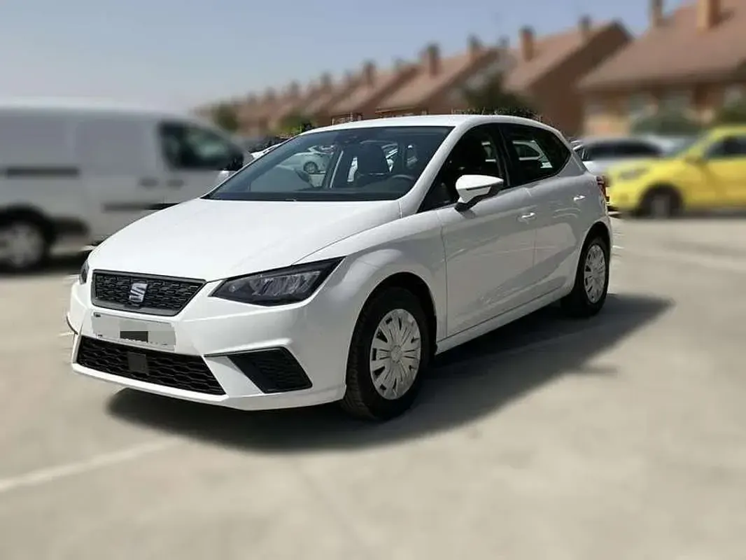 Usado Seat Ibiza Reference 80 CV (58 kW) 2023 Blanco Utilitario