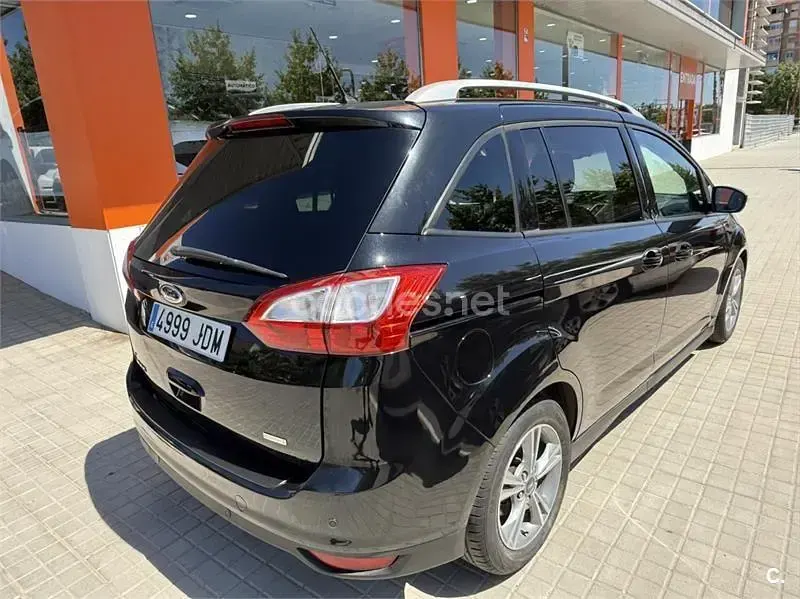 Usado Ford Grand C-Max Titanium 125 CV (91 kW) 2015 Negro Monovolumen