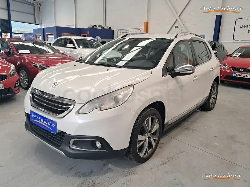 Usado Peugeot 2008 Allure 92 CV (67 kW) 2014 Blanco SUV