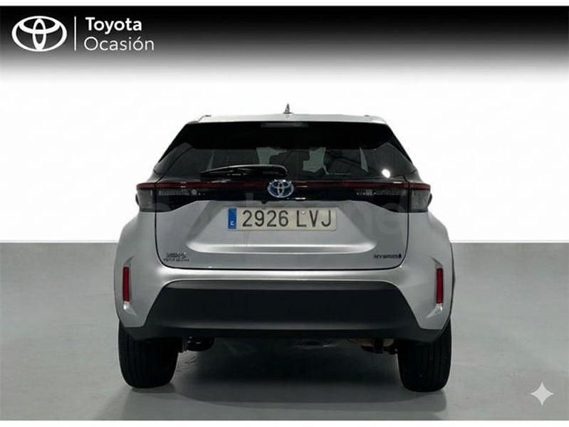 Usado Toyota Yaris Cross Style 116 CV (85 kW) 2021 Gris / plata SUV