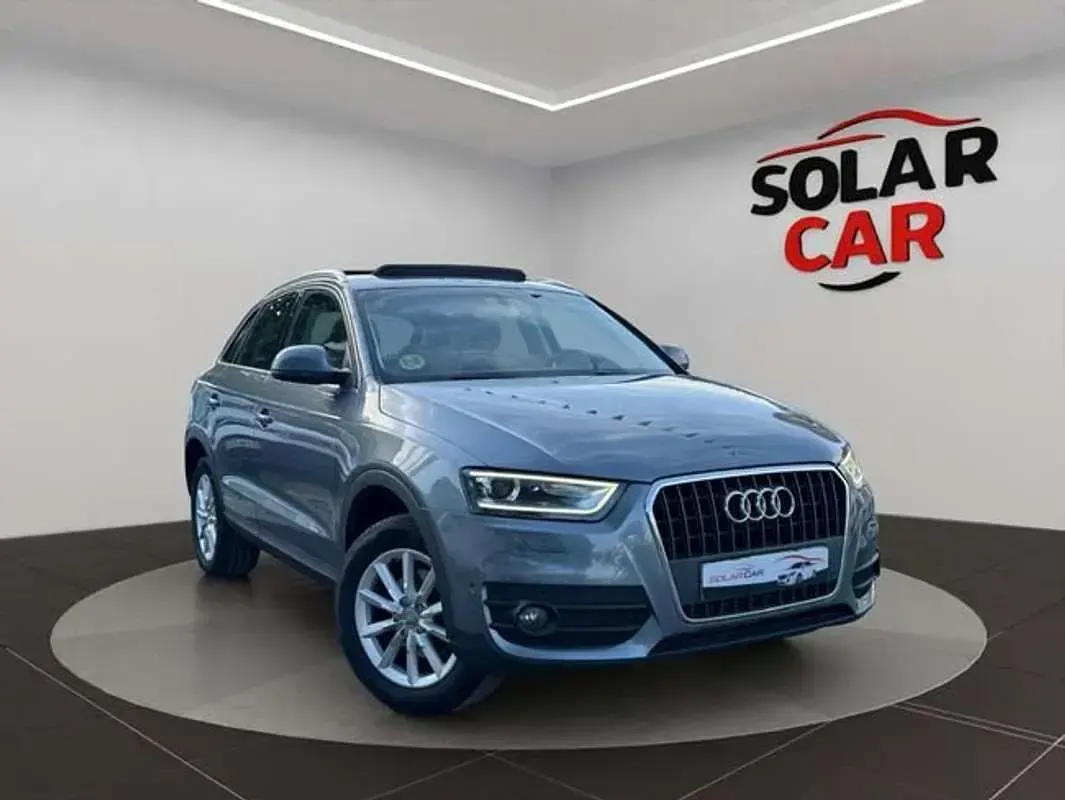 Usado Audi Q3 Ambition 140 CV (102 kW) 2013 Gris SUV