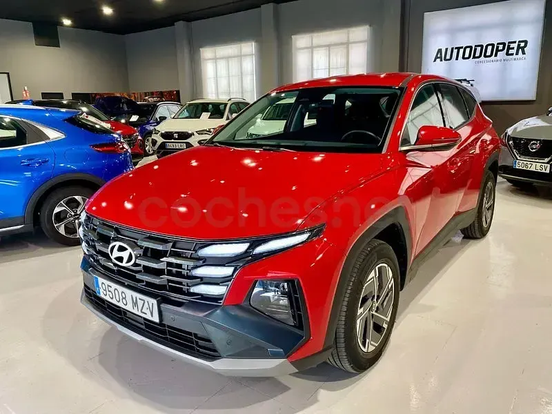 Usado Hyundai Tucson 160 HP (117 kW) 2025 Vermelho SUV