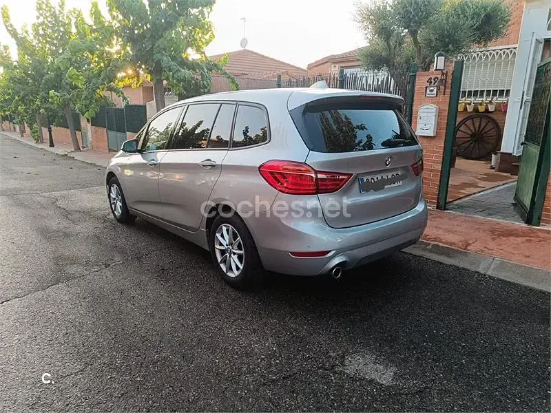 Usado BMW 216 116 CV (85 kW) 2019 Gris / plata Coupe