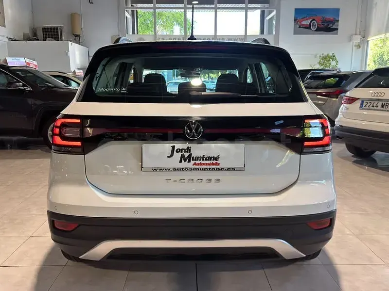 Usado VW T-Cross Advance 110 CV (80 kW) 2022 Blanco SUV