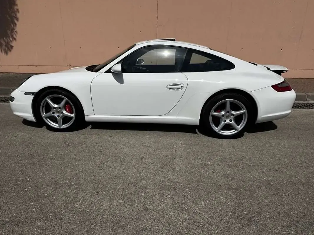 Usado Porsche 911 Carrera 325 CV (239 kW) 2008 Blanco Coupe
