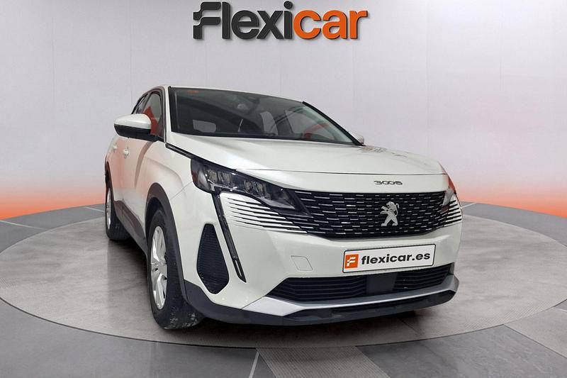 Usado Peugeot 3008 Active 131 CV (96 kW) 2021 Blanco SUV