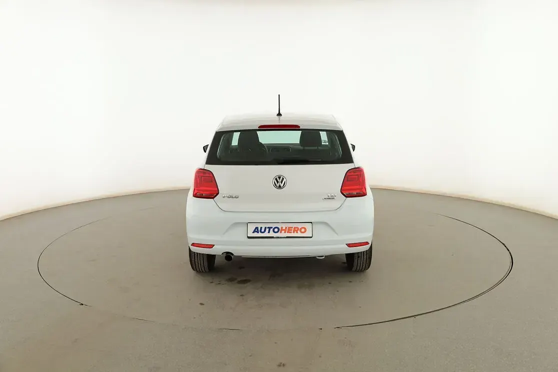 Usado VW Polo Advance 90 CV (66 kW) 2016 Blanco Berlina
