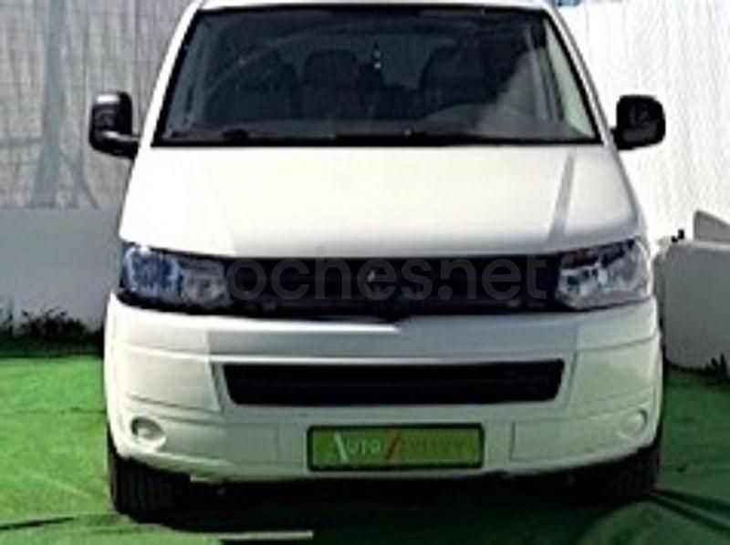 Usado VW Caravelle Trendline 102 CV (75 kW) 2008 Blanco Monovolumen