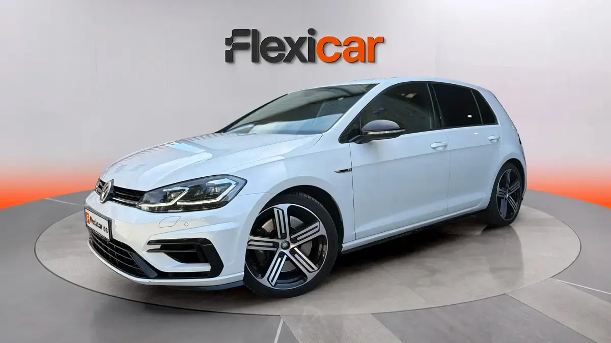 Usado VW Golf VII R 300 CV (220 kW) 2019 Blanco Berlina