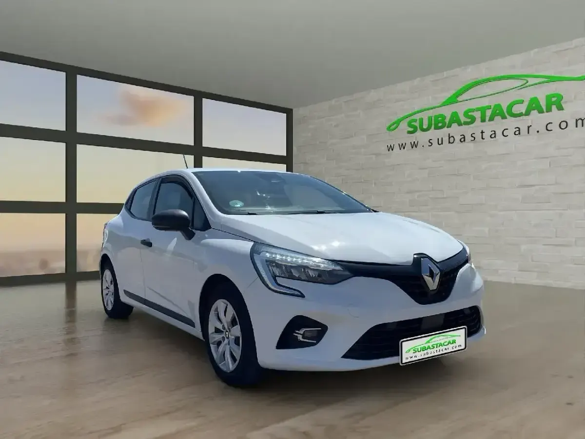 Usado Renault Clio Business 85 CV (62 kW) 2021 Blanco Utilitario