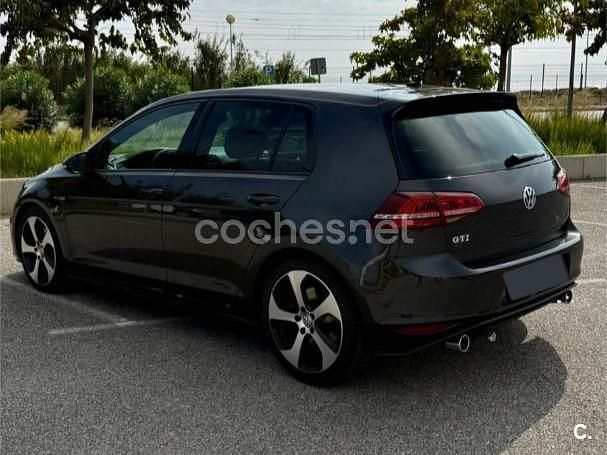 Usado VW Golf VII GTI 220 CV (161 kW) 2016 Negro Berlina