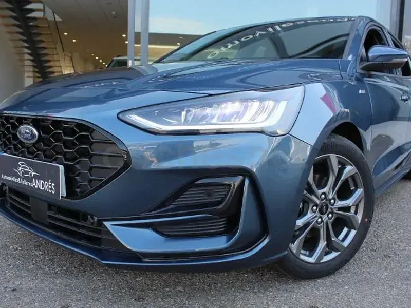 Nuevo Ford Focus ST-Line X 155 CV (114 kW) 2025 Azul Berlina