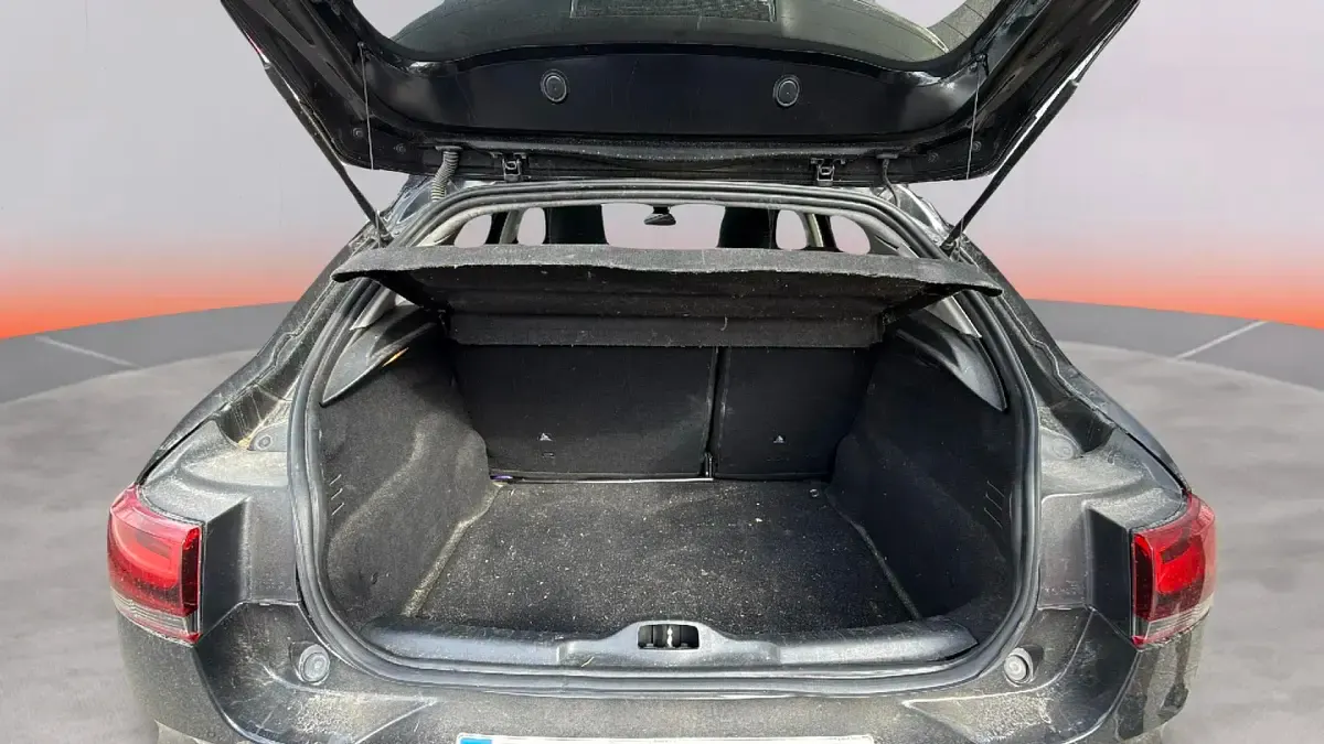 Usado Citroën C4 PureTech 130 CV (95 kW) 2018 Negro Berlina