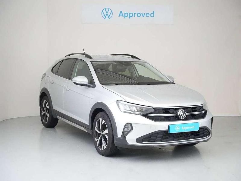 Usado VW Taigo 116 CV (85 kW) 2025 Plateado SUV