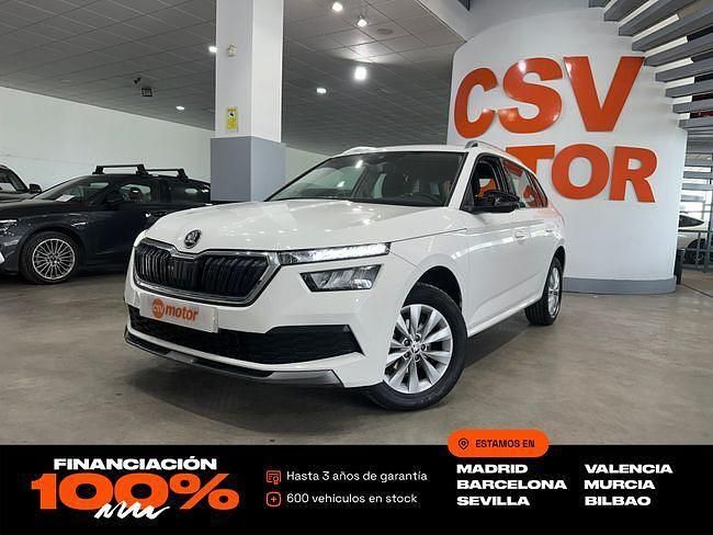 Usado Skoda Kamiq Ambition 110 CV (80 kW) 2021 Blanco SUV
