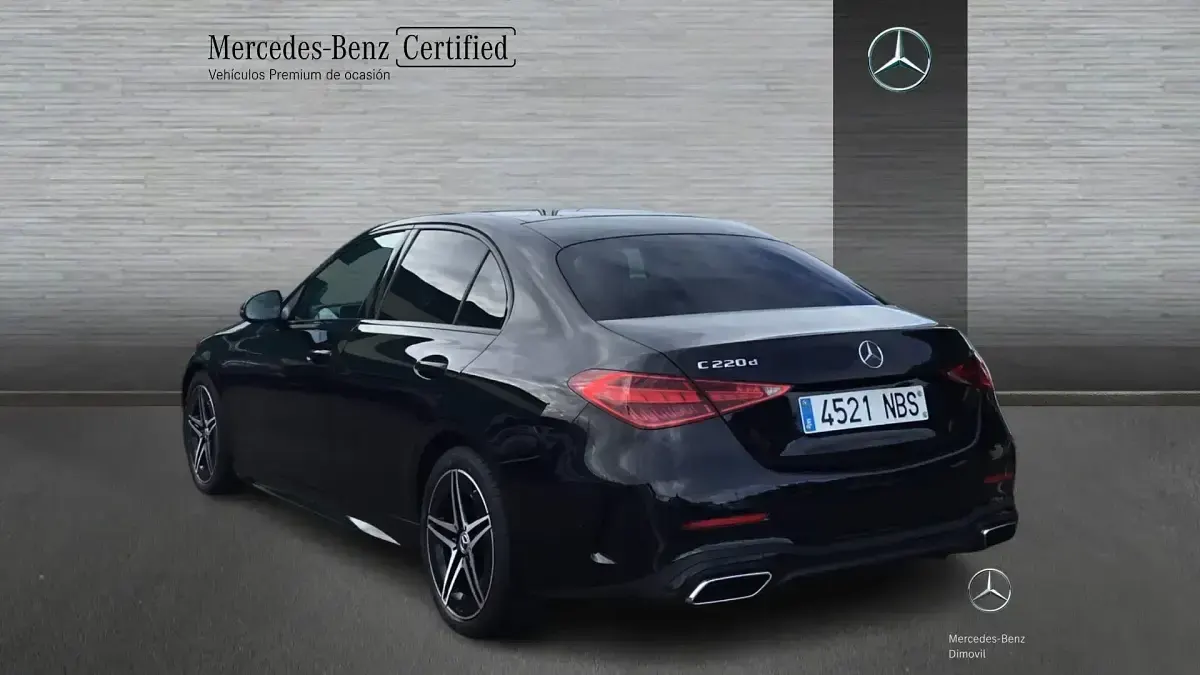 Usado Mercedes C220 AMG line 200 CV (147 kW) 2025 Negro obsidiana Berlina