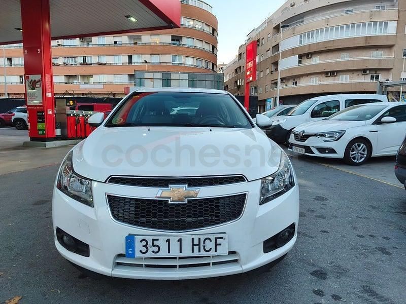 Usado Chevrolet Cruze LT 163 CV (119 kW) 2011 Blanco Berlina