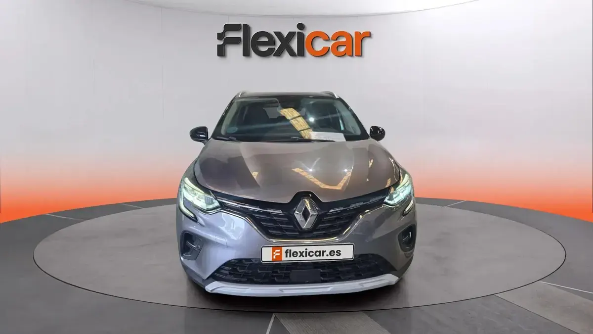 Usado Renault Captur Zen 90 CV (66 kW) 2022 Gris SUV