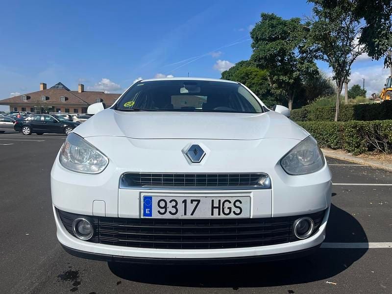 Usado Renault Fluence 110 CV (80 kW) 2011 Blanco Berlina