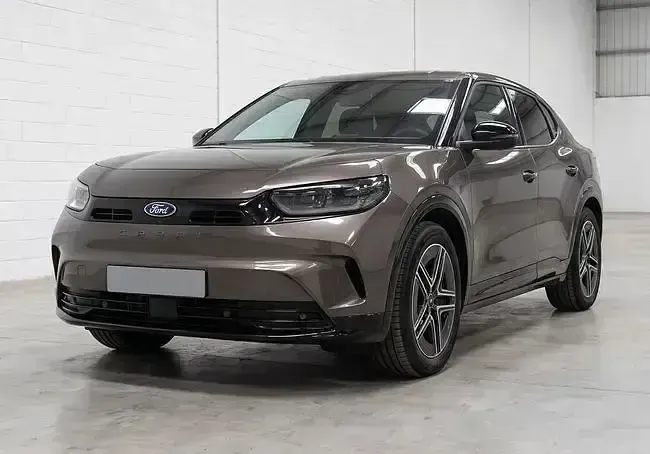 Usado Ford Capri Premium 210 kW (286 CV) 2025 Gris SUV
