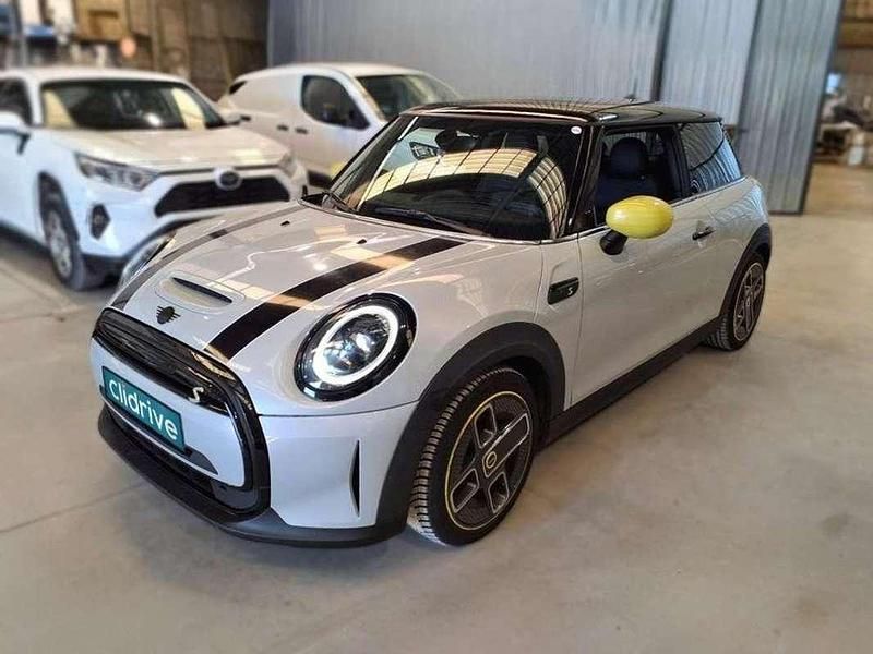 Usado Mini Cooper SE 135 kW (184 CV) 2021 Blanco Utilitario