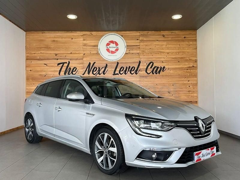 Usado Renault Mégane IV Bose Edition 110 CV (80 kW) 2017 Gris / plata Berlina