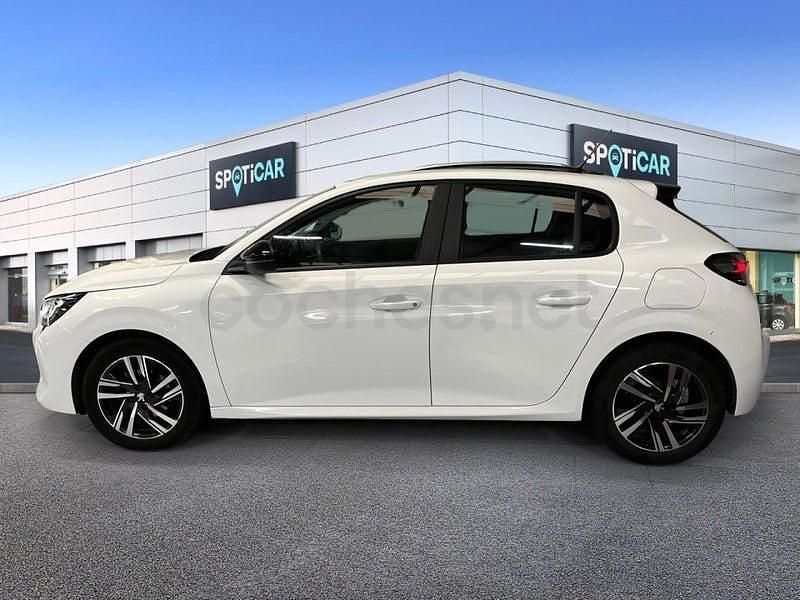Usado Peugeot 208 Active 100 CV (73 kW) 2023 Blanco Utilitario