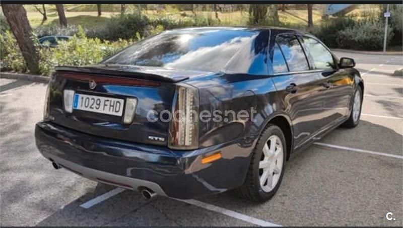 Usado Cadillac STS 257 CV (189 kW) 2006 Azul Berlina