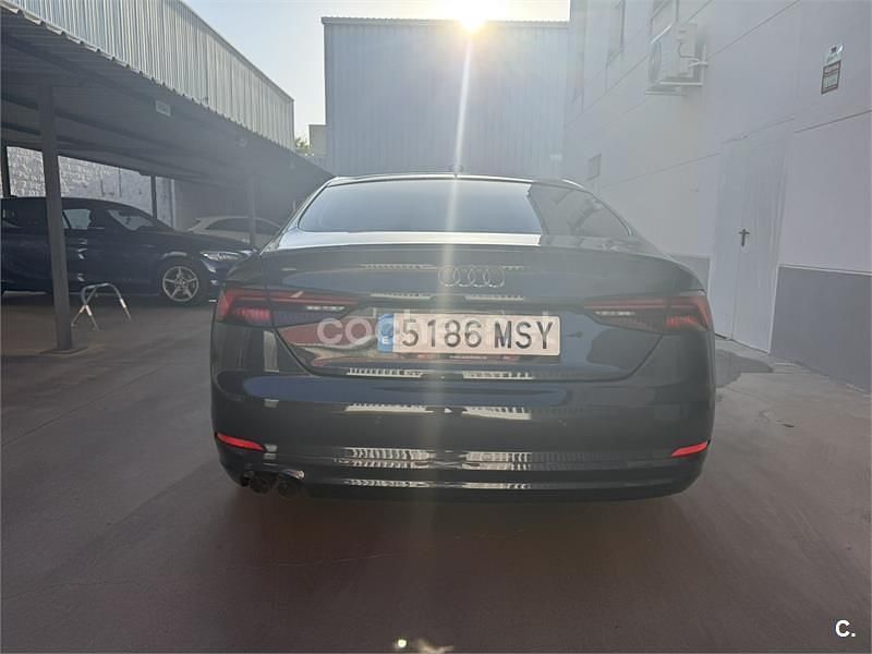 Gris / plata Usado 2018 Audi A5 Sportback Sport Utilitario | 24.500 € (Un poco caro) - Imagen 1/4