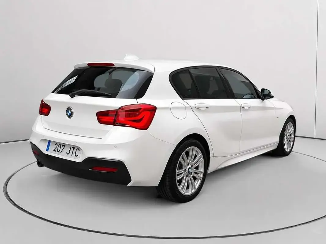 Usado BMW 116 Shadowline 116 CV (85 kW) 2016 Blanco Utilitario