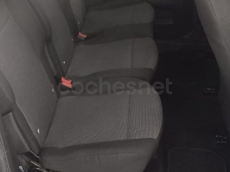 Usado Peugeot Rifter Active 100 CV (73 kW) 2020 Blanco Monovolumen