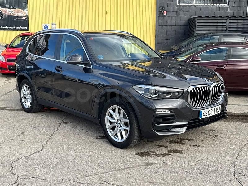 Usado BMW X5 394 CV (289 kW) 2021 Gris / plata SUV