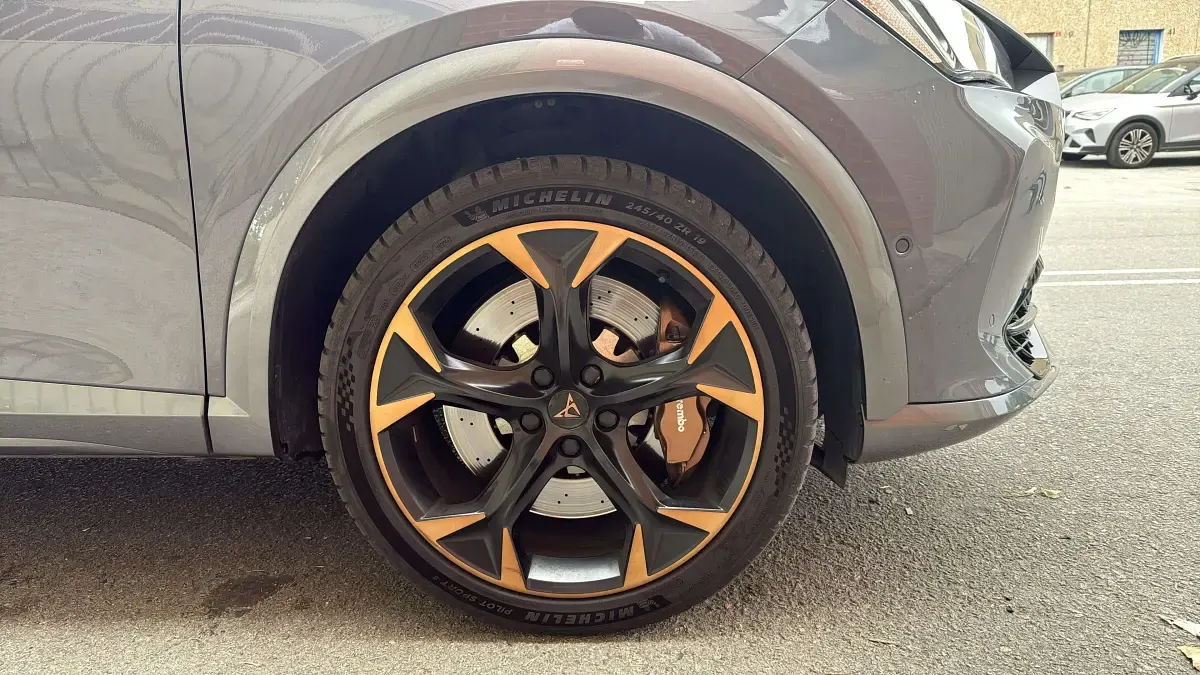 Usado Cupra Formentor VZ 310 CV (228 kW) 2021 Gris SUV