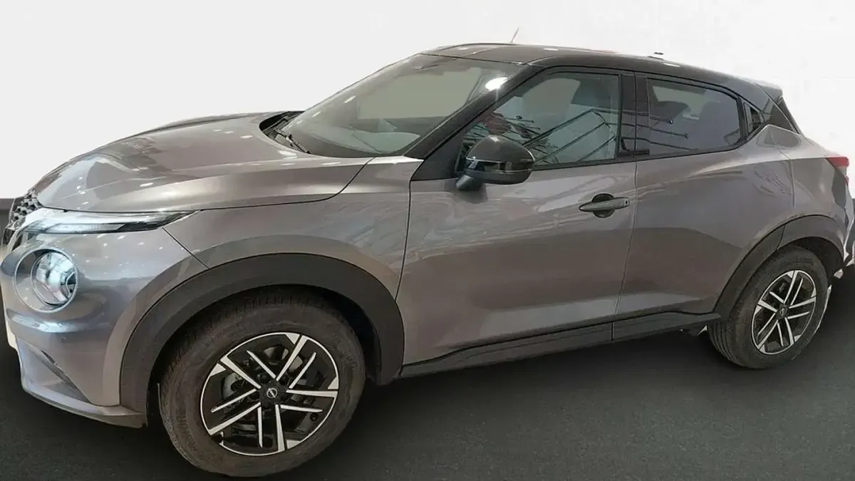Usado Nissan Juke N-Connecta 114 CV (83 kW) 2025 Gris SUV