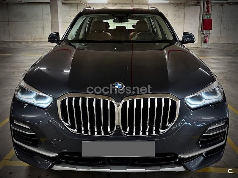 Usado BMW X5 Comfort Edition 394 CV (289 kW) 2021 Gris / plata SUV