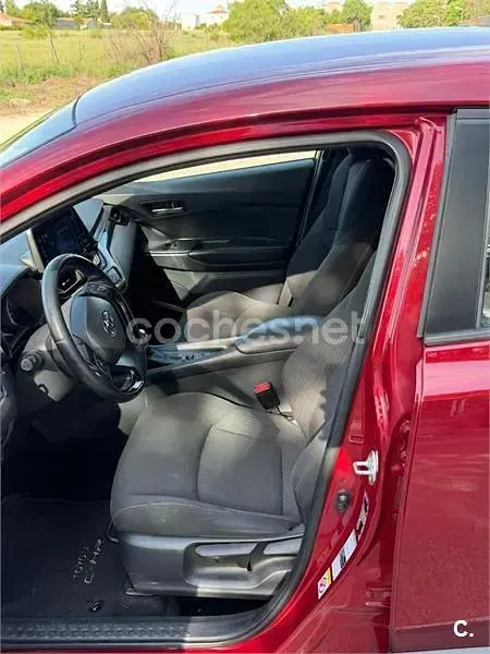 Usado Toyota C-HR Active 122 CV (89 kW) 2017 Granate SUV