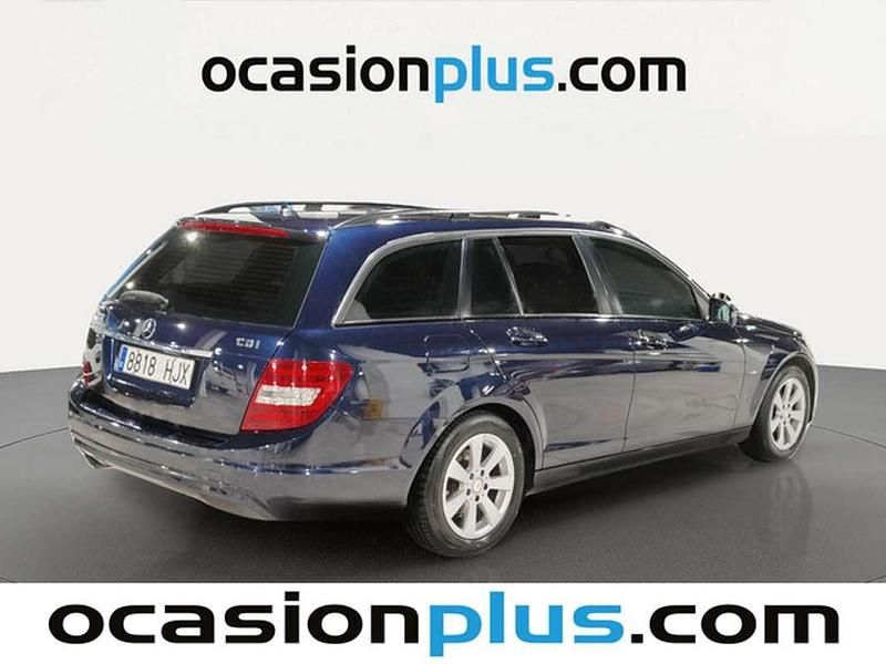 Usado Mercedes C200 136 CV (100 kW) 2012 Azul Familiar