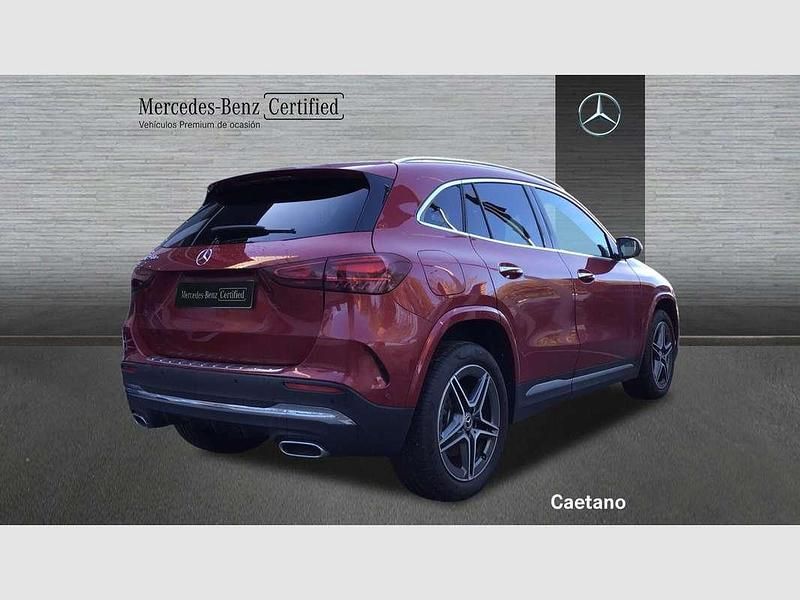 Usado Mercedes GLA250 218 CV (160 kW) 2025 Gris SUV