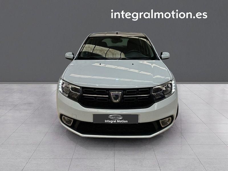Usado Dacia Sandero Lauréate 73 CV (53 kW) 2019 Blanco Utilitario