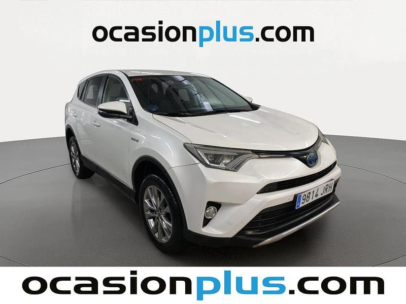 Usado Toyota RAV4 Advance 197 CV (144 kW) 2016 Blanco SUV