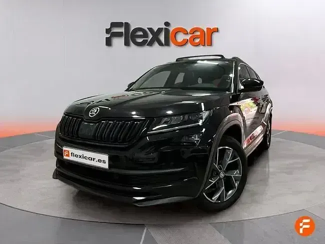 Usado Skoda Kodiaq SportLine 150 CV (110 kW) 2020 Gris / plata SUV