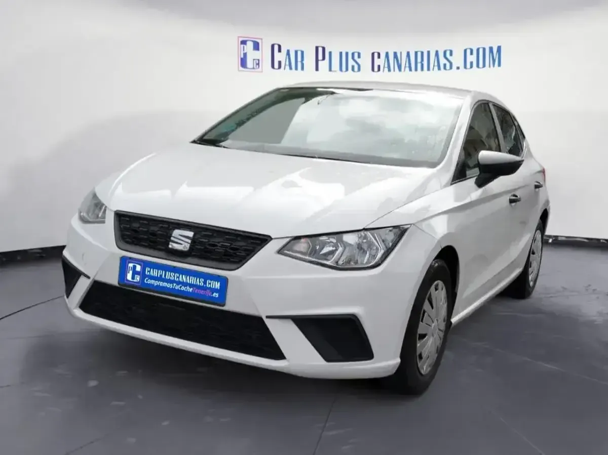 Usado Seat Ibiza Reference 95 CV (69 kW) 2017 Blanco Berlina